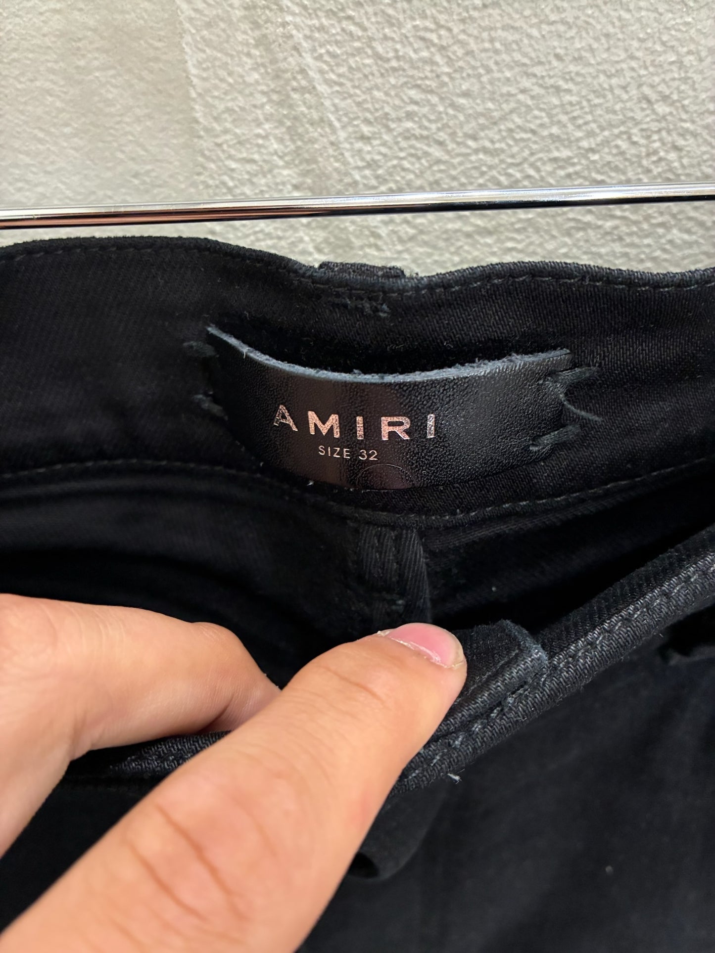 Amiri Distressed Denim Jeans Black