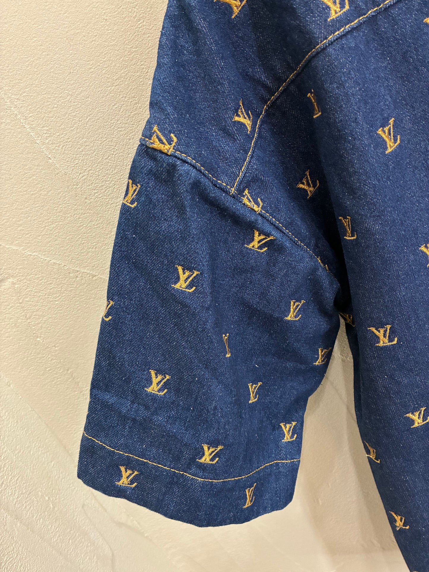 Louis Vuitton Embroidered Signature Short-Sleeved Denim Shirt
