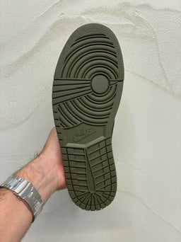 Travis Scott x Air Jordan 1 Olive
