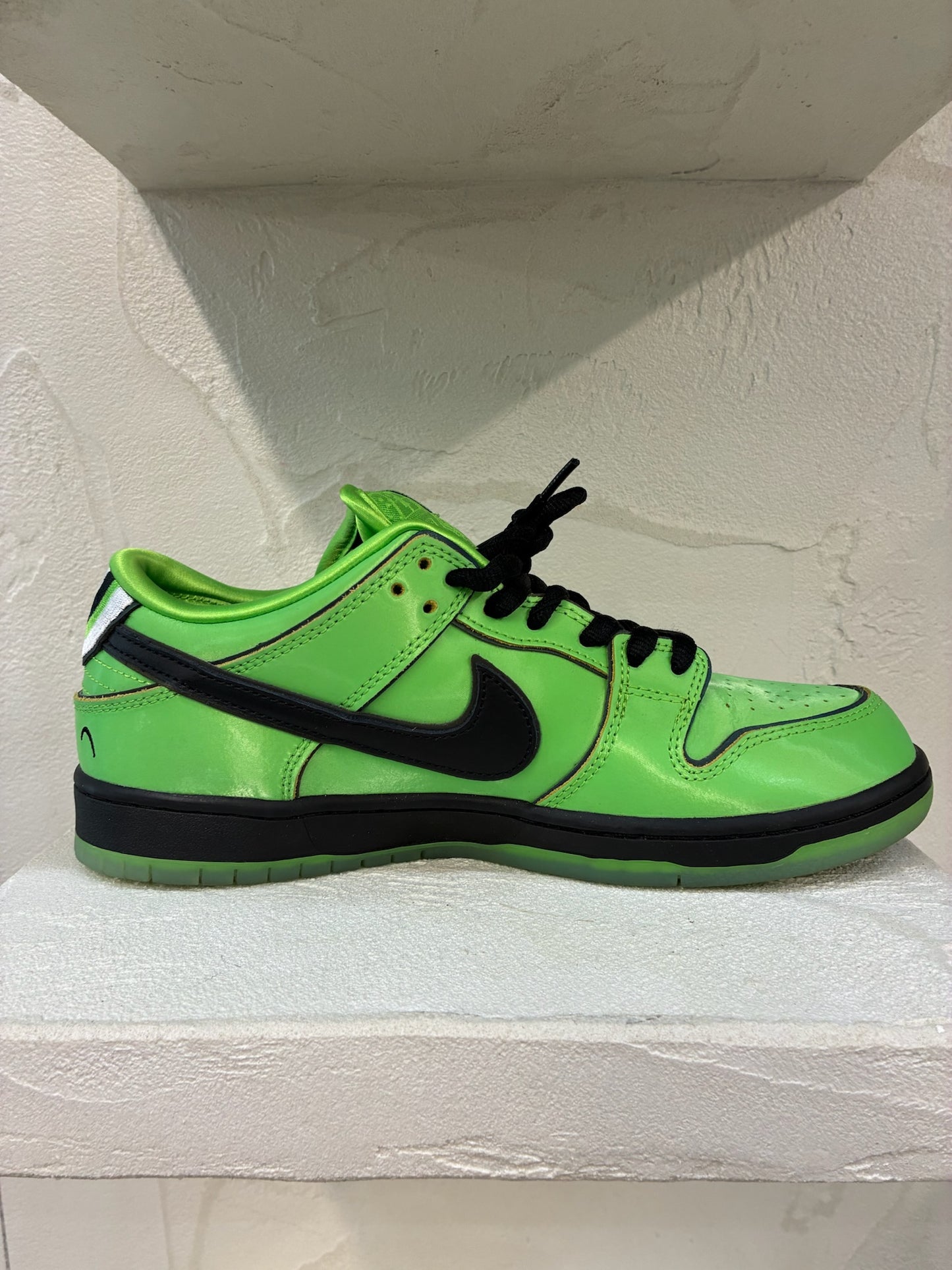 the Powerpuff Girls x Dunk Low Pro SB QS 'Buttercup'