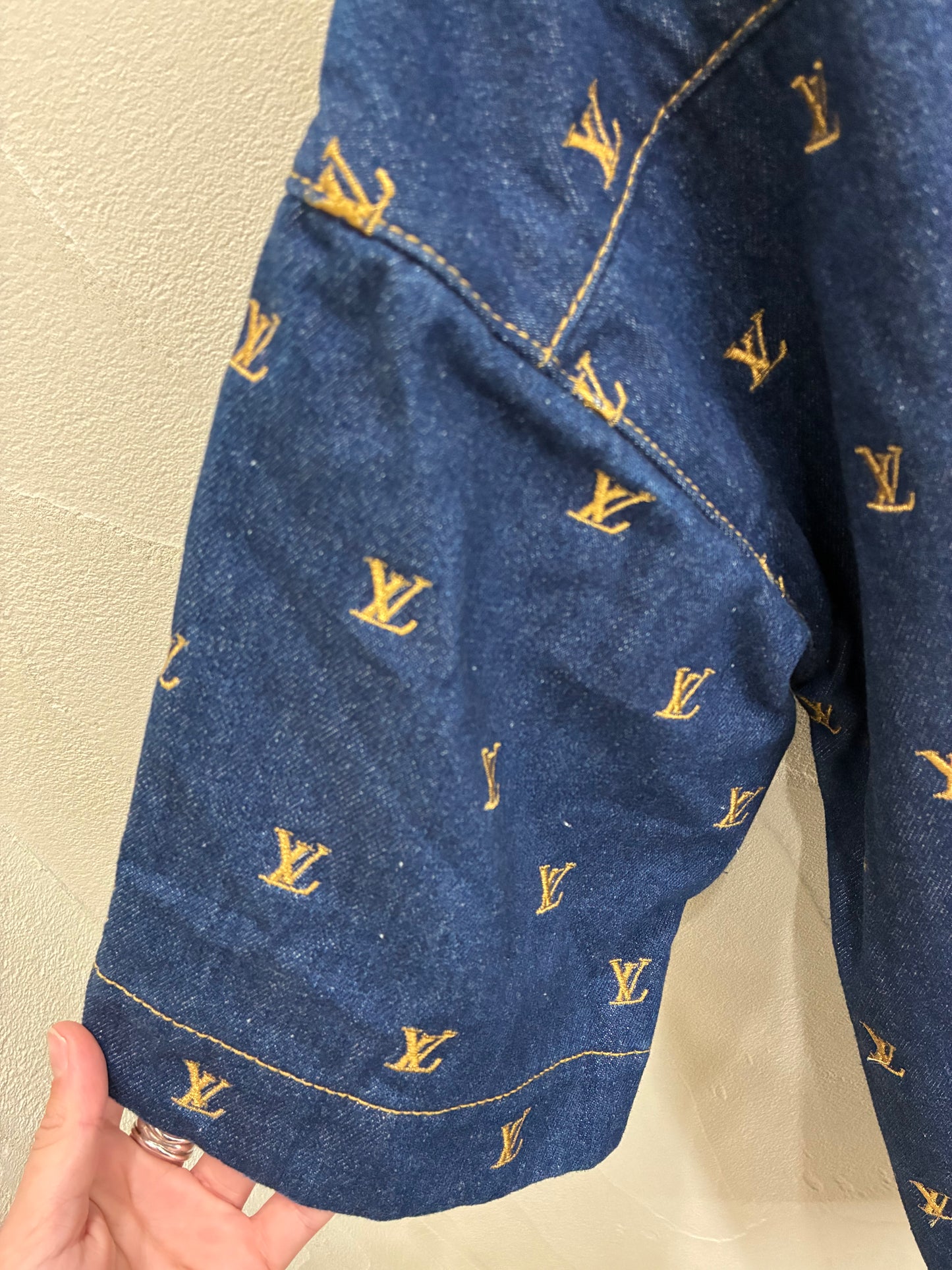 Louis Vuitton Embroidered Signature Short-Sleeved Denim Shirt