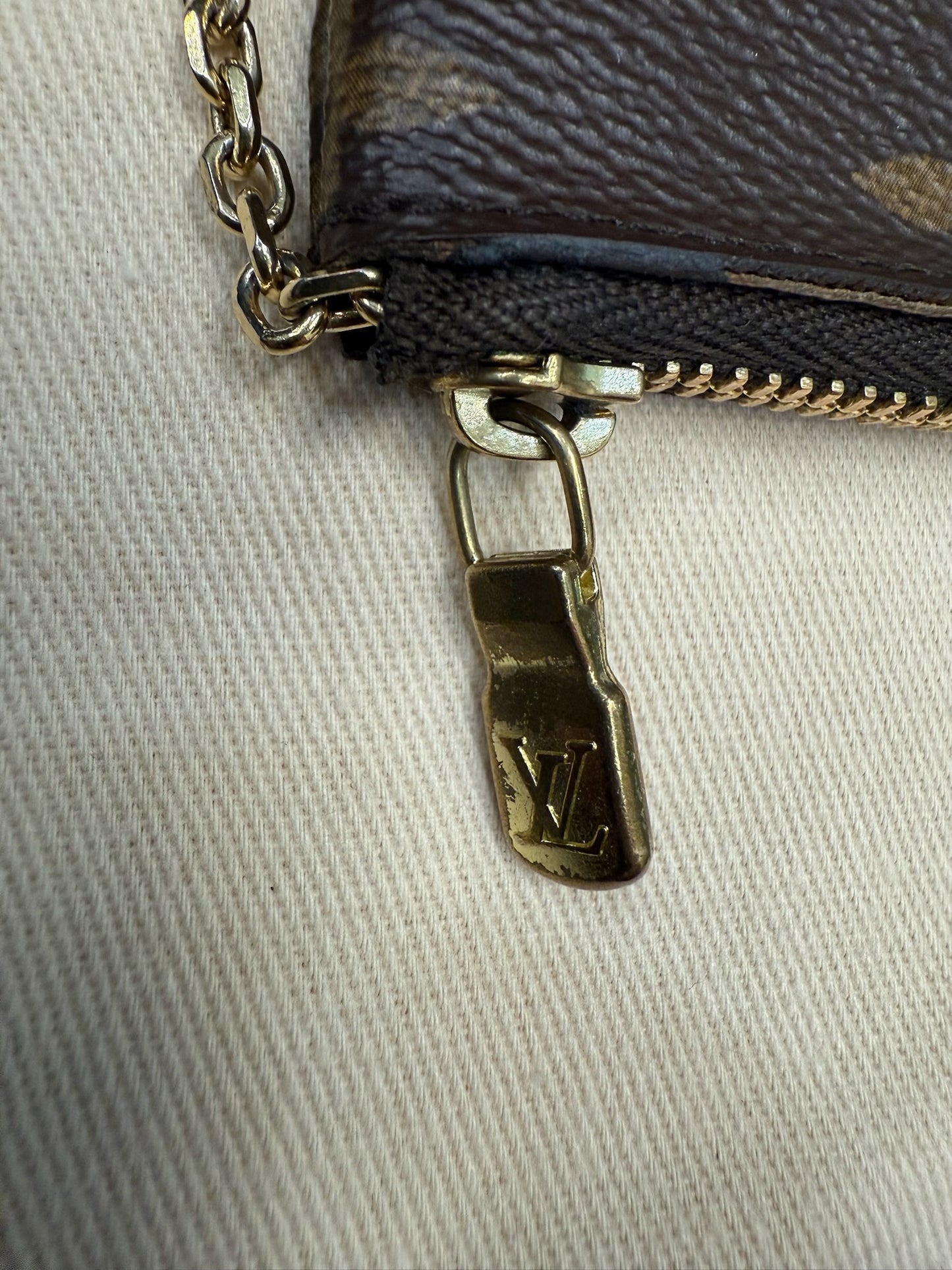 Louis Vuitton Monogram Key Pouch