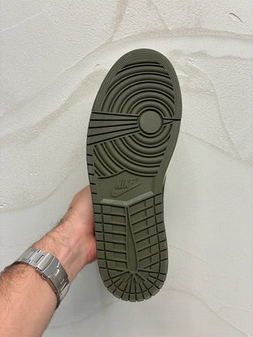 Travis Scott x Air Jordan 1 Olive