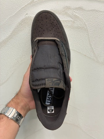 Travis Scott x Air Jordan 1 Dark Mocha