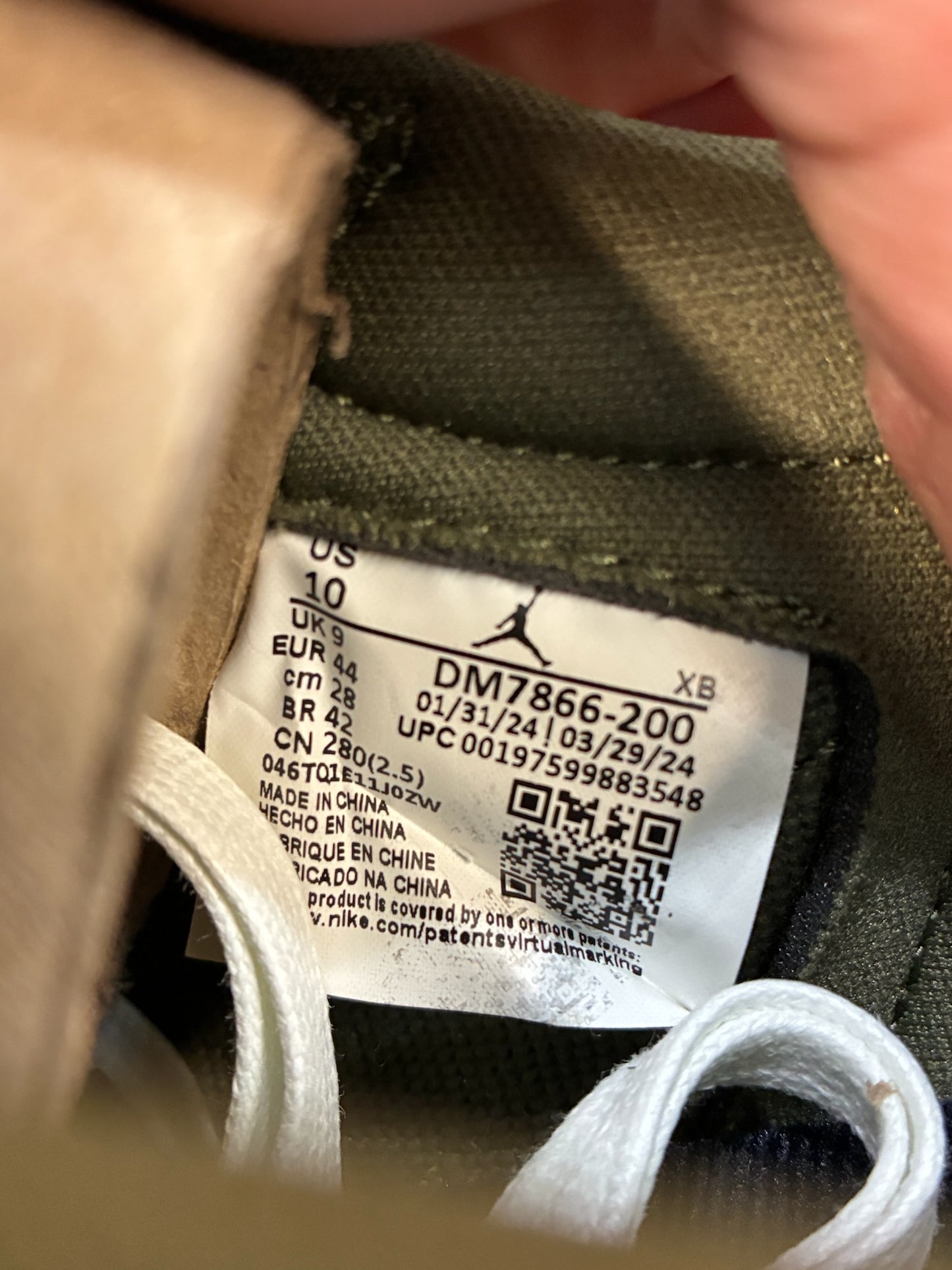 Travis Scott x Air Jordan 1 Olive