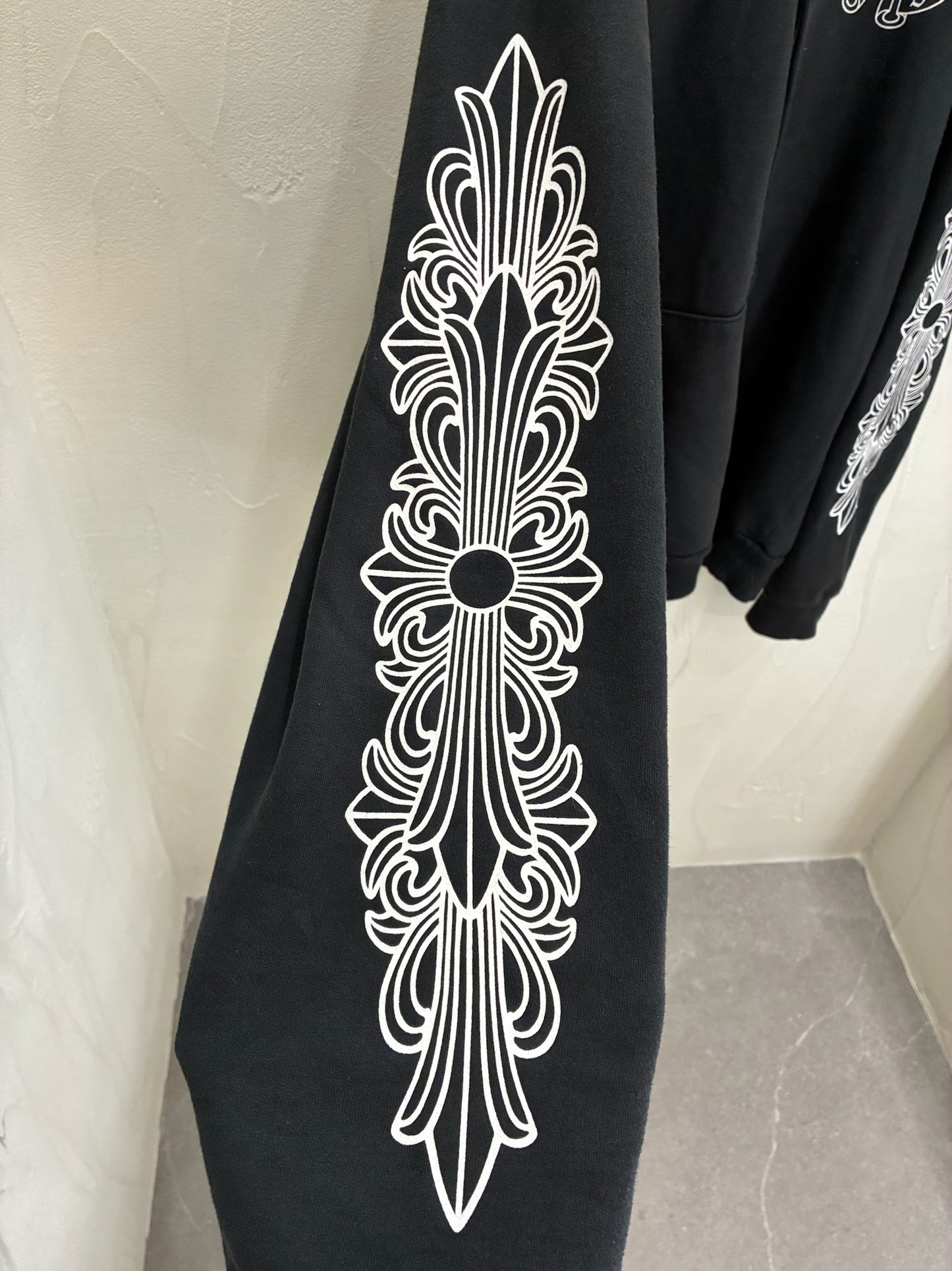 Chrome Hearts Horseshoe Floral Cross Sleeve Hoodie 'Black'