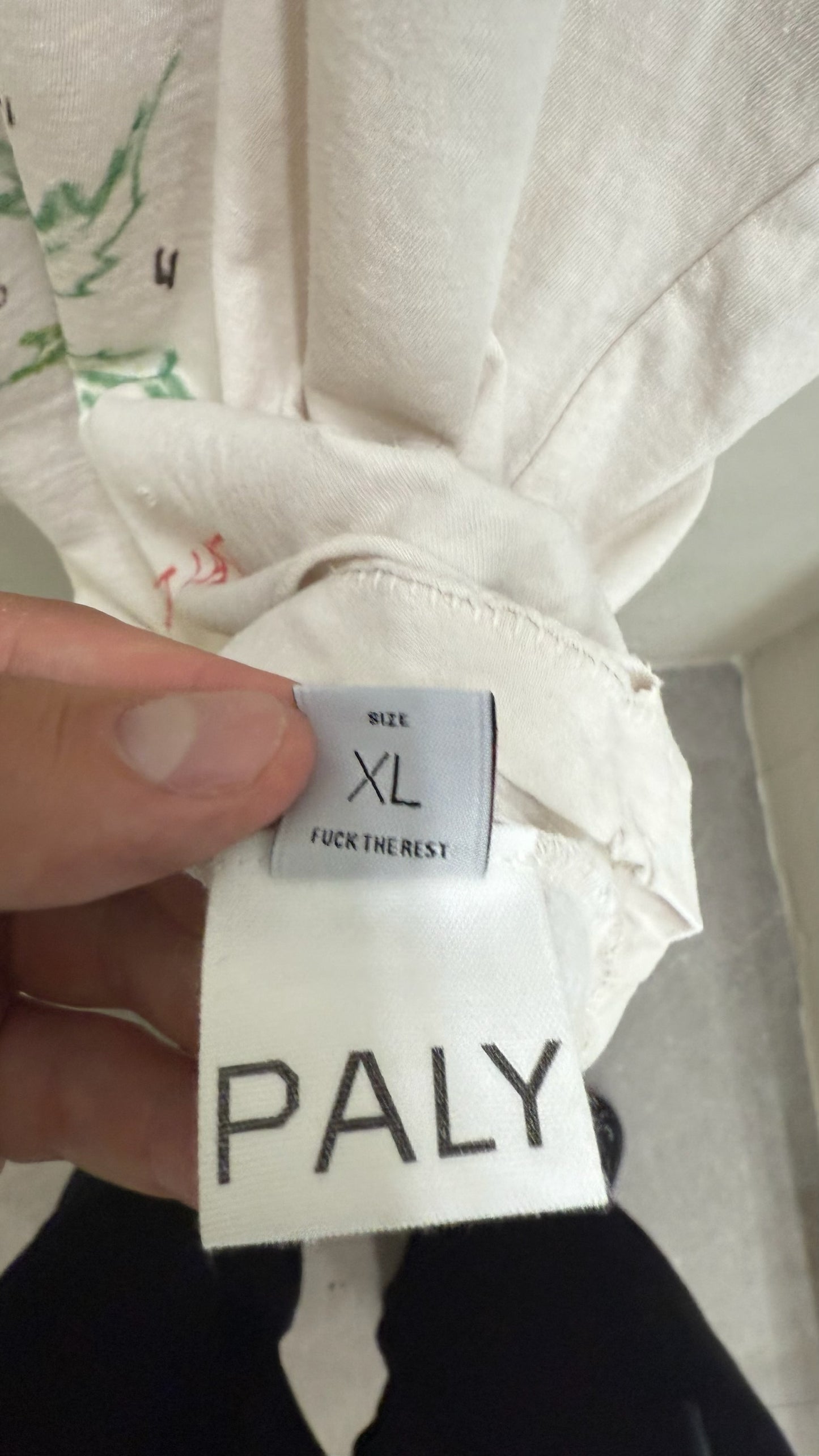 Paly Hollywood Find Your Friends Cream T-Shirt