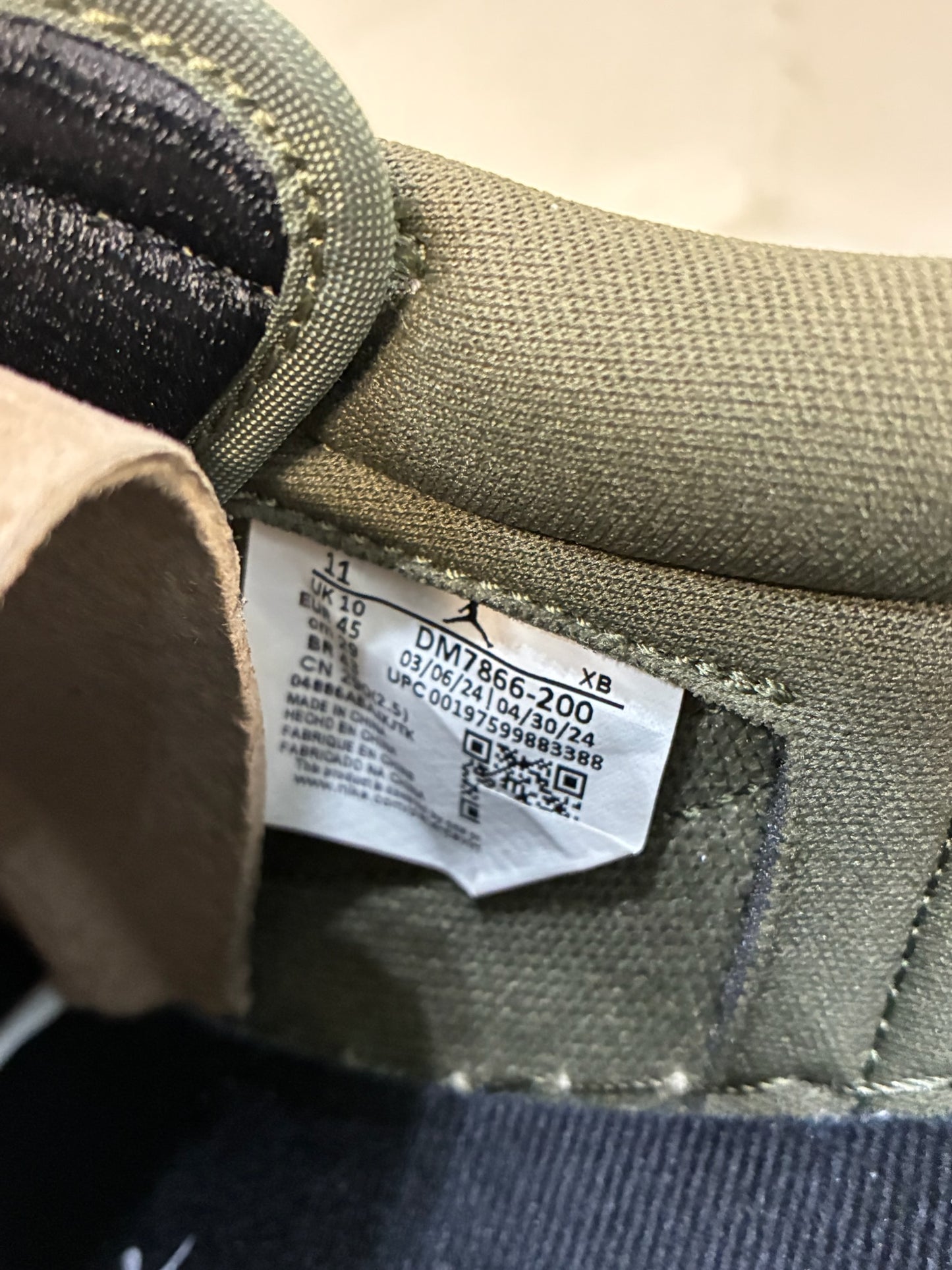 Travis Scott x Air Jordan 1 Olive