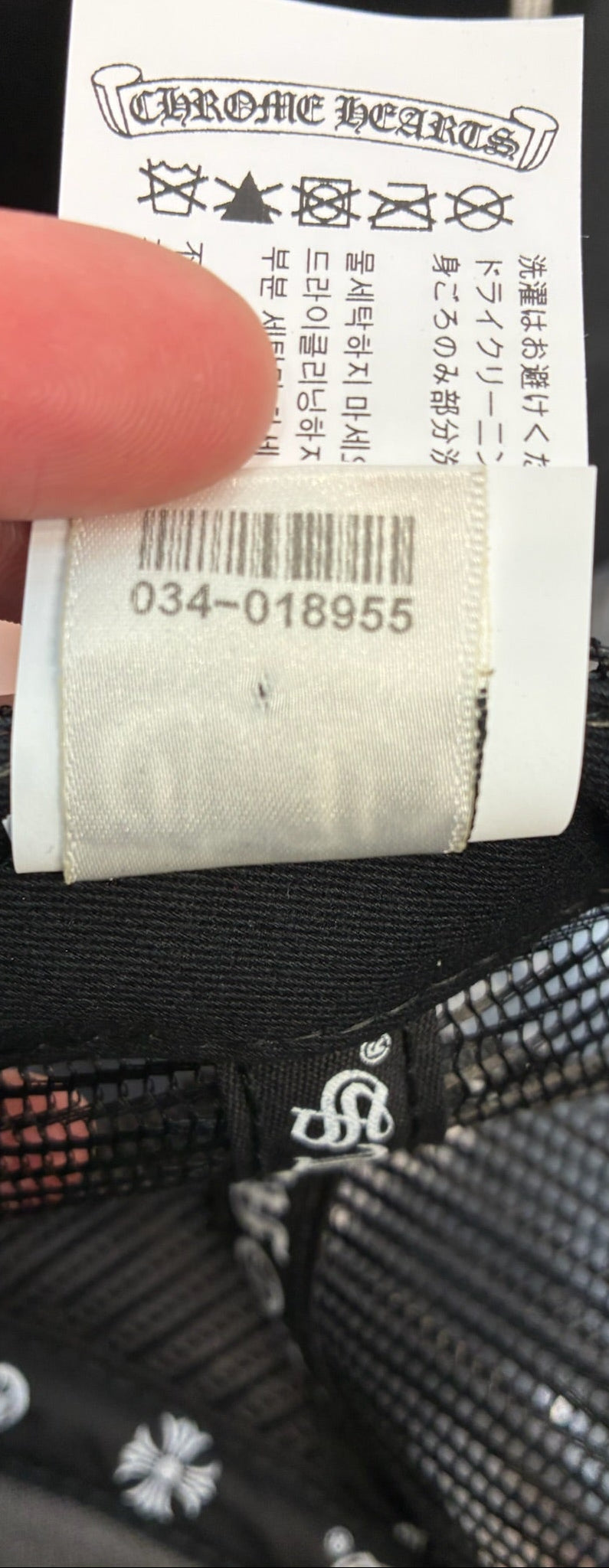 Chrome Hearts CH Las Vegas Trucker Hat (Black/White)