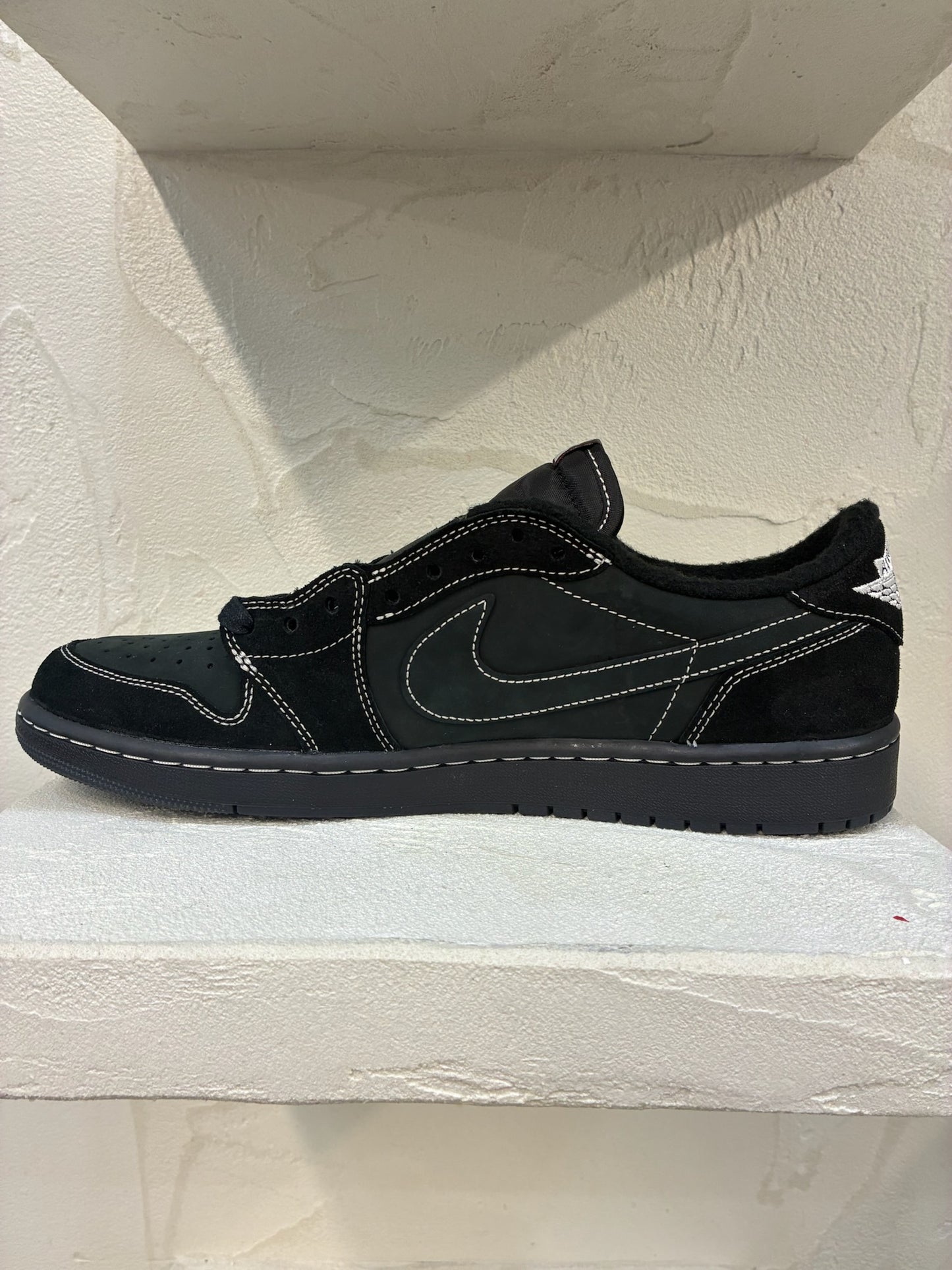 Travis Scott x Air Jordan 1 Retro Low Black Phantom