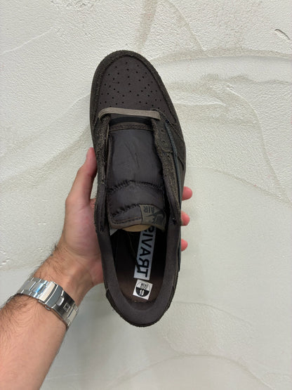 Travis Scott x Air Jordan 1 Dark Mocha
