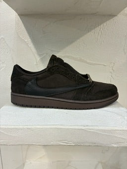Travis Scott x Air Jordan 1 Dark Mocha