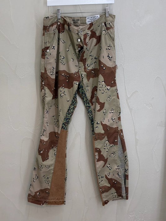 Gallery Dept La Flare Camo Jeans