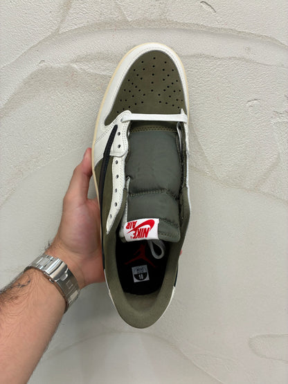 Travis Scott x Air Jordan 1 Olive