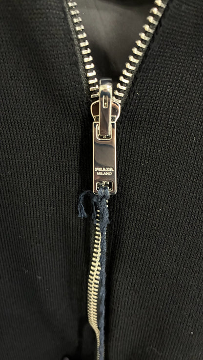 Gilet zippé Prada en laine et nylon.