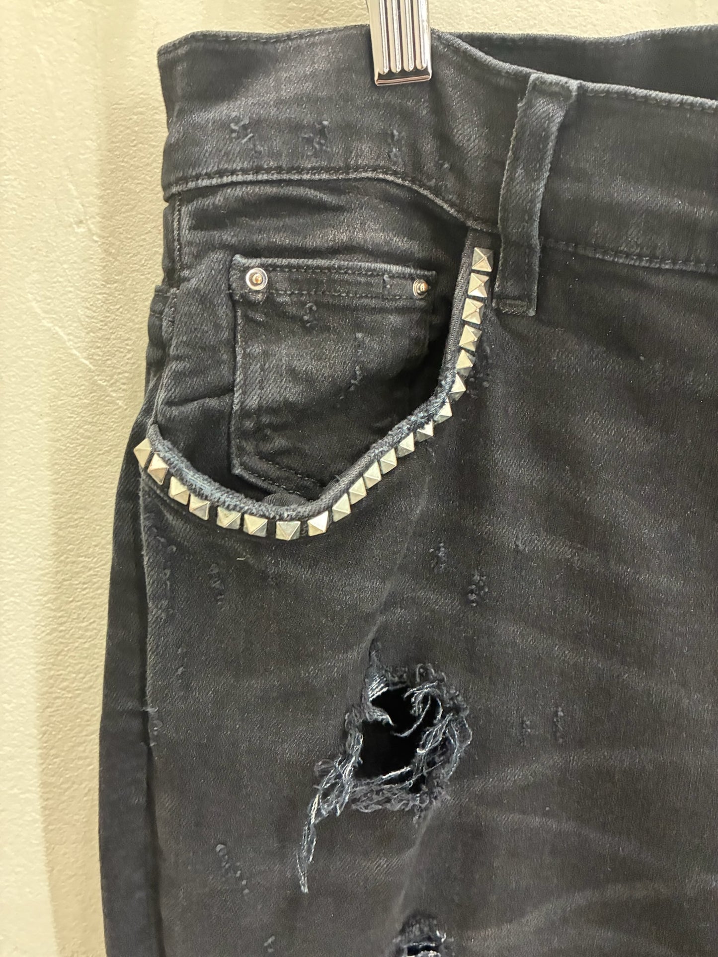 Amiri Men Denim with Patch Black